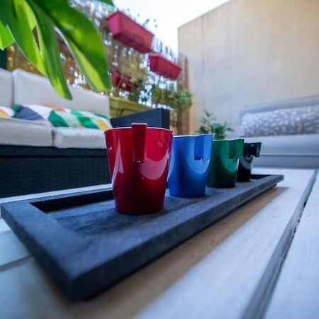 Fully Equipped Apartment With Terrace Sleeps 4 Marseille Bagian luar foto
